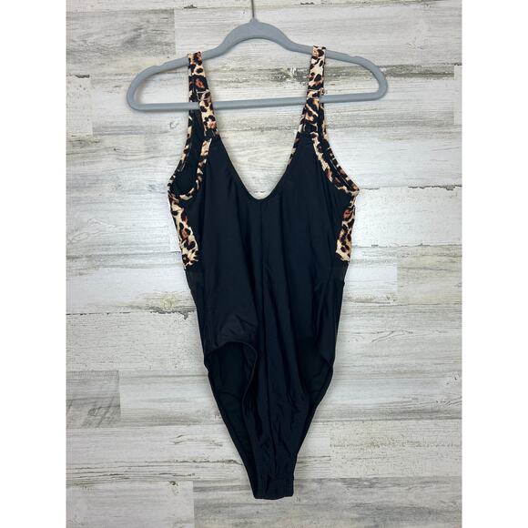 Amazon Women’s 0X Black Cheetah Print One Piece Cheeky Swimsuit New - Picture 2 of 5